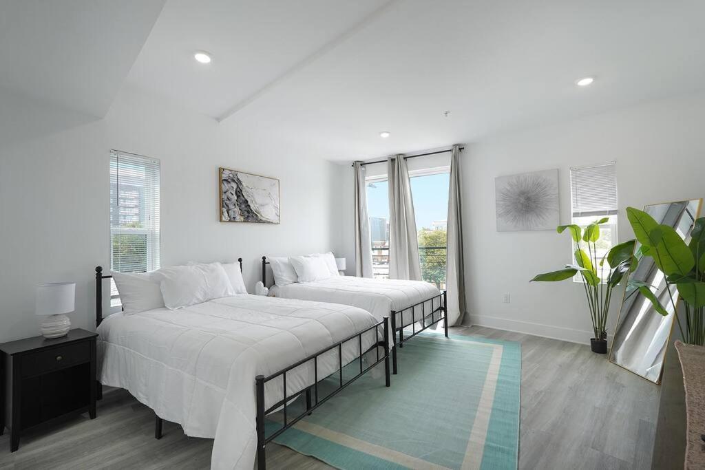 Holiday home Enjoy Skyline Views From Private Roofdeck! Washington